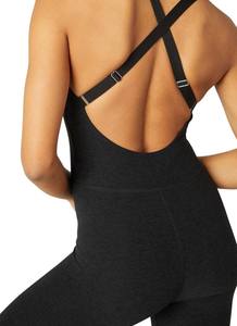 ชุดบอดี้สูทแขนกุดสีดำสำหรับผู้หญิง คุณภาพสูง สวมใส่สบาย เหมาะสำหรับออกกำลังกาย ยืดหยุ่นได้เต็มตัว - Product Image 3