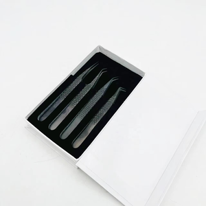 Juego de Pinzas para Extensión de Pestañas con Punta Lisa Antimagnética con Recubrimiento Negro, Acero Inoxidable de Primera Calidad - Product Image 3