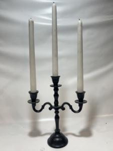 Candélabre vintage en aluminium à 5 bras, support de bougie en métal doré antique pour la décoration de mariage, banquet, hôtel, restaurant - Product Image 3