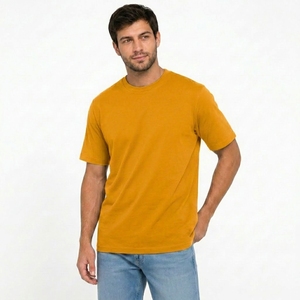 เสื้อยืดคอกลมแขนสั้นผ้าฝ้ายเจอร์ซีย์สีมัสตาร์ดสำหรับผู้ชาย ทรงปกติ สวมใส่สบาย - Product Image 2