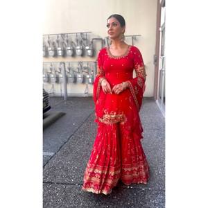 Ensemble de vêtements de fête pour femmes, haut, sharara, palazzo, dupatta - Product Image 3