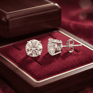 Boucles d'oreilles clous en diamant rhodié sur mesure, design élégant et scintillant en argent de qualité supérieure pour hommes - Product Image 2