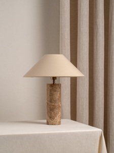 Lámpara Decorativa de Mármol Premium Diseñada para Elevar la Elegancia de Salas de Estar, Dormitorios e Interiores de Hoteles con una Elegancia Duradera - Product Image 1