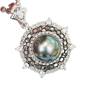 Pendientes de Plata de Ley 925 con Perla Verde Pavo Real, Forma de Alta Textura, 10-9 mm, Luz Intensa, Ligeras Imperfecciones - Product Image 5