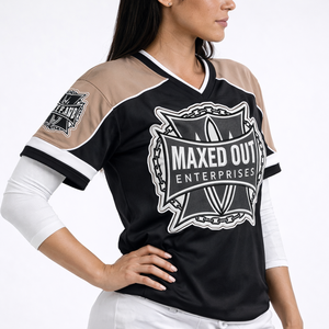 Vente en gros OEM Maillot de football américain surdimensionné pour femmes, logo personnalisé par sublimation, uniforme d'équipe en polyester, fournisseur OEM en gros USA - Product Image 4