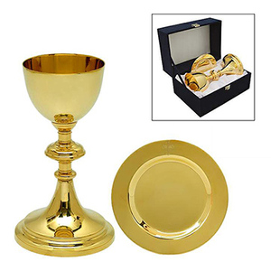 Cáliz y Patena Católicos de Latón |   Set de Comunión Clásico con Estuche – DOUBLE VEE EXPORTS - Product Image 1