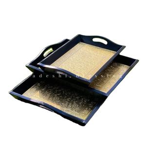 Plateau de service carré en bois poli, compatible lave-vaisselle, motif uni, cadeau d'affaires TAQI CRAFT INTERNATIONAL Utter Pradesh - Product Image 1