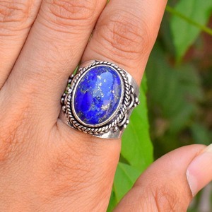 Bague en lapis-lazuli, argent sterling 925, bijou artisanal en pierre précieuse bleue - Product Image 2