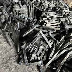 Carbón vegetal cuadrado AVC Grado B para restaurantes, catering y fiestas familiares - Product Image 2