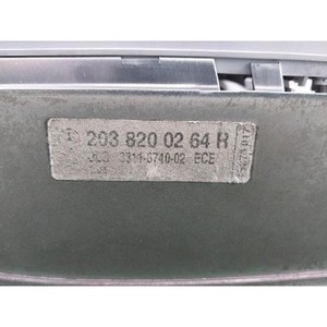 ไฟท้ายขวามือสองสำหรับรถยนต์ C-class รุ่น 2038200264R - Product Image 6