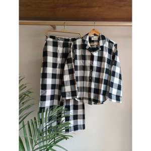Conjunto de Pijama de Franela Retro para Mujer, Ropa de Dormir de Invierno con un Toque Vintage Elegante - Product Image 2