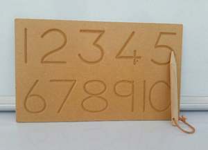 Juguete de madera duradero para practicar la escritura del alfabeto ABC, tablero de madera para trazar el alfabeto para jardín de infantes, precio al por mayor por exportador - Product Image 4