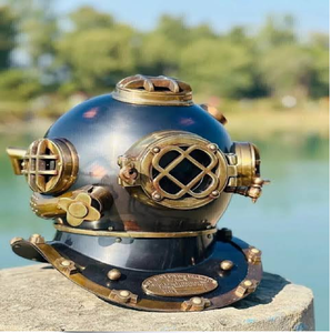 Casque de plongée bleu sarcelle avec ouvertures décoratives en laiton, valves latérales et garnitures, disponible à prix de gros. - Product Image 5