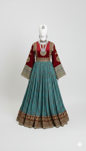 Impresionante y elegante mujer vestida en un magnífico vestido largo estilo Anarkali de terciopelo rojo y seda verde azulado, con un estilo casual. - Product Image 4