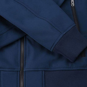 Chaqueta Softshell Transpirable para Hombre OEM, de Alta Calidad, Resistente al Agua y al Viento, con Cuello Alto, Colores y Tallas Personalizables - Product Image 4