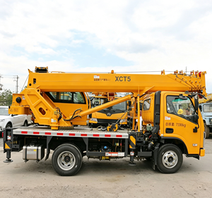 Grue de camion hydraulique compacte XCT5L6 de 5 tonnes, jaune, 7100 kg, équipement de levage à pompe hydraulique à long bras pour travaux de construction lourds - Product Image 4