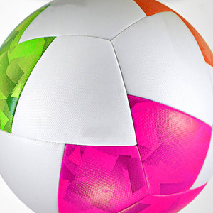 Ballon de football professionnel hybride en PU avec panneaux colorés pour les matchs internationaux et l'entraînement, fabriqué au Pakistan - Product Image 6