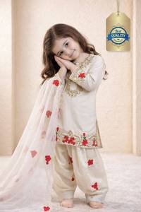 Nouvelle collection tendance : Ensemble haut, salwar et dupatta de créateur pour soirée* - Product Image 2