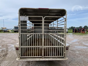 รถพ่วงบรรทุกสินค้าแบบเพลาคู่ ชนิดคอห่าน สำหรับขนส่งปศุสัตว์ วัว ม้า พร้อมพื้นไม้ - Product Image 4