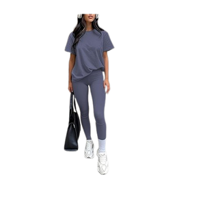Ensemble sportswear décontracté 3 pièces : pantalon taille haute moulant, pantalon de yoga, haut à manches courtes et col rond - Product Image 2