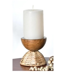 Support de bougie de luxe fait main en bois avec finition noyer, design personnalisé, taille sur mesure - Product Image 3
