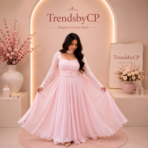 ชุดเดรสทรงเอไลน์แบบอานาร์กาลีสีชมพูหวาน ประดับลูกปัด แต่งลูกไม้ คอเหลี่ยม เอวทรงเอ็มไพร์ ผ้าชีฟอง สำหรับงานอีด สีหวานสดใส เหมาะสำหรับเจ้าสาว - Product Image 2