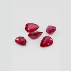 Rubis naturels de Bangkok, formes poire calibrées 7x9mm, pierres précieuses de rubis naturelles facettées en vrac pour la fabrication de bijoux, prêtes à l'emploi - Product Image 1