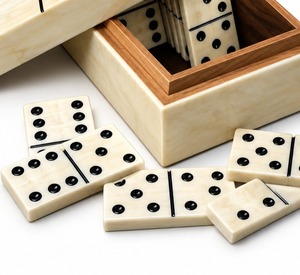โดมิโนกันน้ำ กระเบื้องลายบล็อกแบบดั้งเดิมที่วาดด้วยมือ เกมยอดนิยม - Product Image 3