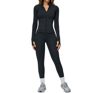 Nouvel ensemble de yoga pour femmes avec logo personnalisé, jupe et haut, tenue de sport sexy 2 pièces, respirante et écologique - Product Image 6