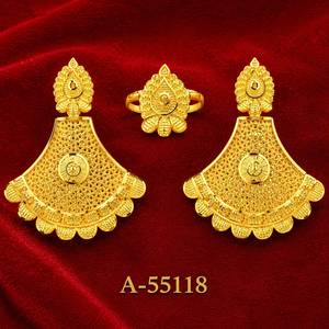 MOLL JEWELLERS Boucles d'oreilles classiques plaquées or 24 carats en forme de cœur de corail pour femme A-55116 Bijoux de luxe pour soirée - Product Image 3