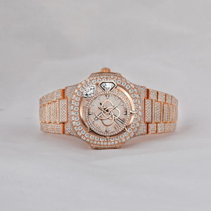 Reloj de Pulsera de Alta Gama Personalizado para Hombre, Brazalete con Incrustaciones de Diamantes en Oro Rosa y Plata - Product Image 1