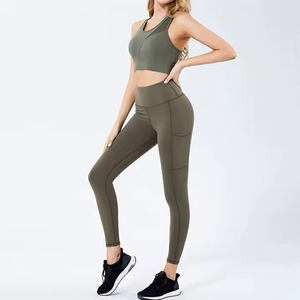 Conjuntos de yoga para mujer, ropa deportiva de moda, ropa atlética para damas, conjuntos de yoga para fitness y deportes con logo personalizado. - Product Image 3