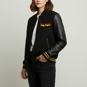 Veste bomber varsity courte pour femme, en cuir imprimé et broderie chenille, avec logo personnalisé, style streetwear, fabriquée par un fabricant OEM. - Product Image 1