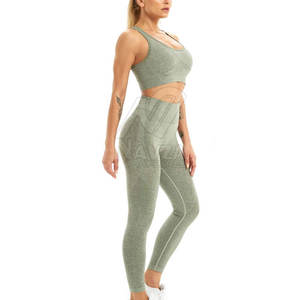 Ensemble de yoga pour femmes fabriqué au Pakistan à prix abordable, ensemble de yoga confortable pour femmes, vente en ligne d'ensembles de yoga pour femmes - Product Image 2