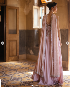 Sari en soie rose élégant avec corsage brodé, longueur standard, tenue de mariage indienne traditionnelle formelle pour femmes, toutes saisons - Product Image 4