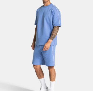 Costume deux pièces décontracté pour homme à manches courtes d'été OEM avec doublure contrastée en tissu polyester-coton respirant et à séchage rapide - Product Image 6