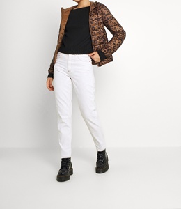 Blouson d'hiver matelassé pour femme personnalisé, écologique, respirant, service OEM, style streetwear, vêtement d'extérieur épais - Product Image 6