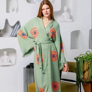 Vestido Largo de Algodón 100% Crepé con Cintura Natural, Sostenible y Lavable, Nuevo Diseño, la Mejor Calidad, Conjunto Kimono Ojo de Diablo - Product Image 1