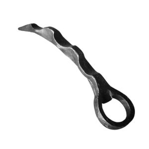 Abridor de botellas de hierro con acabado en polvo negro mate, diseño minimalista en forma de gato, para decoración, regalo o recuerdo. - Product Image 6