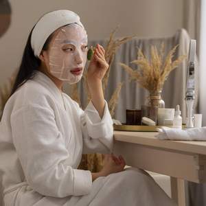 ที่คาดผมผ้าเทอร์รี่ปรับได้สำหรับสปา4ชิ้นที่คาดศีรษะแต่งหน้าสำหรับล้างหน้า - Product Image 3