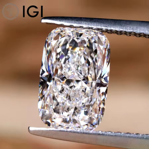 Diamante de laboratorio de calidad premium de 4.01 CT, corte excelente, certificado IGI, forma de cojín, diamante cultivado en laboratorio. - Product Image 3