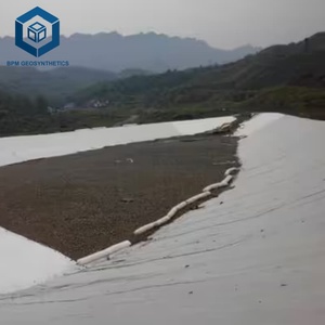 Tissu <span class=keywords><strong>de</strong></span> drainage non tissé <span class=keywords><strong>de</strong></span> qualité supérieure, géotextile pour la protection des pentes et la stabilisation du sol - Product Image 6
