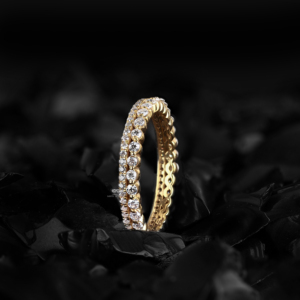Anillo de Eternidad de Doble Hilera con Diamantes Cultivados en Laboratorio, Oro de 14K, Anillo de Boda con Garras Compartidas, Anillo Apilable a Juego para Aniversario, Joyería Hecha a Mano - Product Image 2