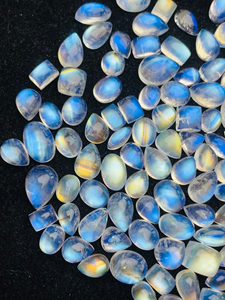 Piedra lunar suelta, gema natural de corte mixto, lote de calidad AAA con brillo AAA y piezas muy hermosas para cualquier creación de joyería. - Product Image 2