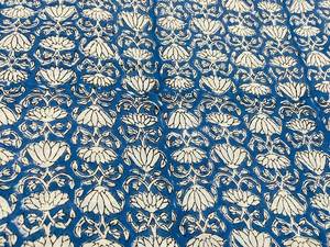 ชุดกิโมโนผ้าฝ้ายพิมพ์ลายดอกแบบดั้งเดิมสำหรับผู้หญิง ออกแบบมาเพื่อเป็นชุดนอนสบายๆ และชุดคลุมลำลองที่มีสไตล์ - Product Image 3