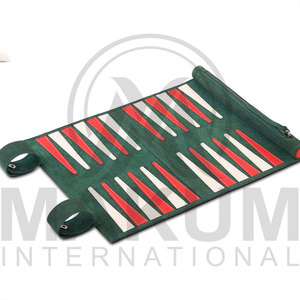 Juego de Ajedrez y Backgammon Cuadrado Portátil de Alta Calidad, Tablero de Viaje Enrollable de Cuero PU de Lujo, Hecho a Mano, Plegable y Ecológico - Product Image 6