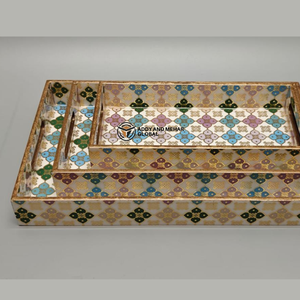 Juego de 3 bandejas de servir geométricas blancas de lujo de MDF con incrustaciones de papel, juego de bandejas decorativas de madera hechas a mano, organizador y bandejas para servir - Product Image 2