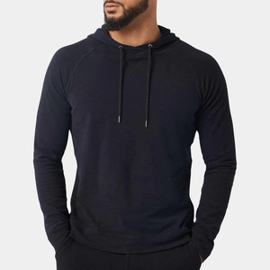 Sweat-shirt à capuche léger en polyester et élasthanne pour homme, style streetwear, en polaire polyester - Product Image 5