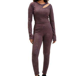 Ensemble de vêtements de yoga actifs pour femmes de qualité supérieure, respirant, avec soutien-gorge de sport à découpe laser haute élasticité et leggings de yoga taille haute sexy - Product Image 1