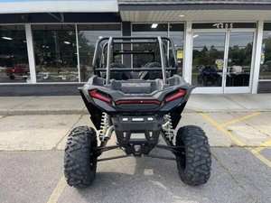 Polaris RZR XP 4 1000 Premium Modèle 2024 Moteur à balais Le véhicule 4 places le plus vendu de l'industrie à vendre - Product Image 2